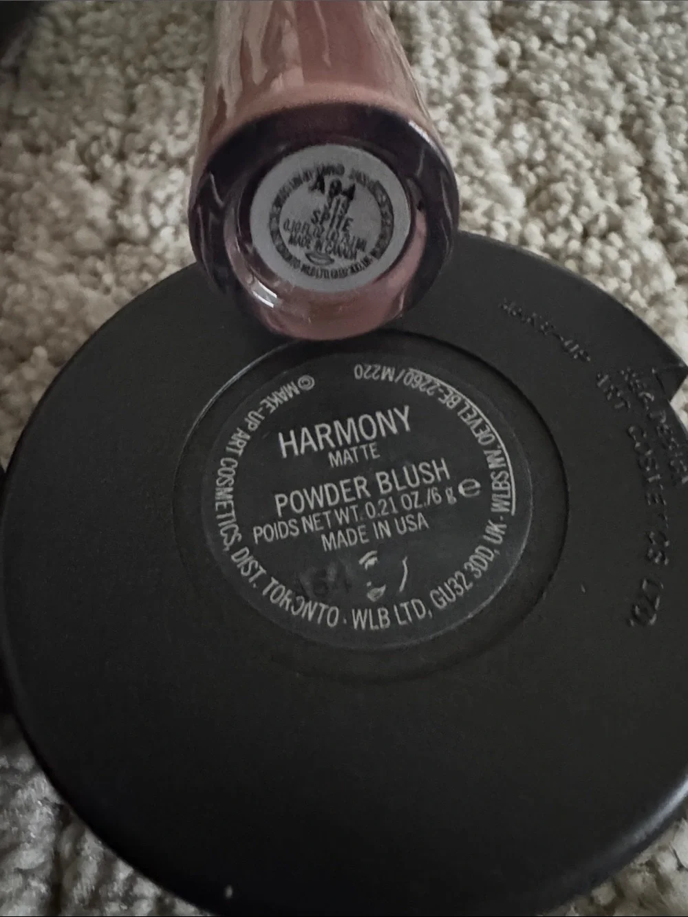 MAC Makeup Bundle - Picture 7 of 8